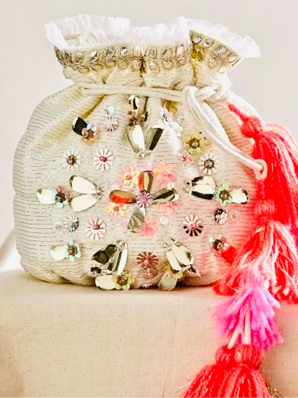 FREE PEOPLE Sparkle ✨Cream Mini Purse Bag Pouch Luxury Gift Bag w/ Tassels